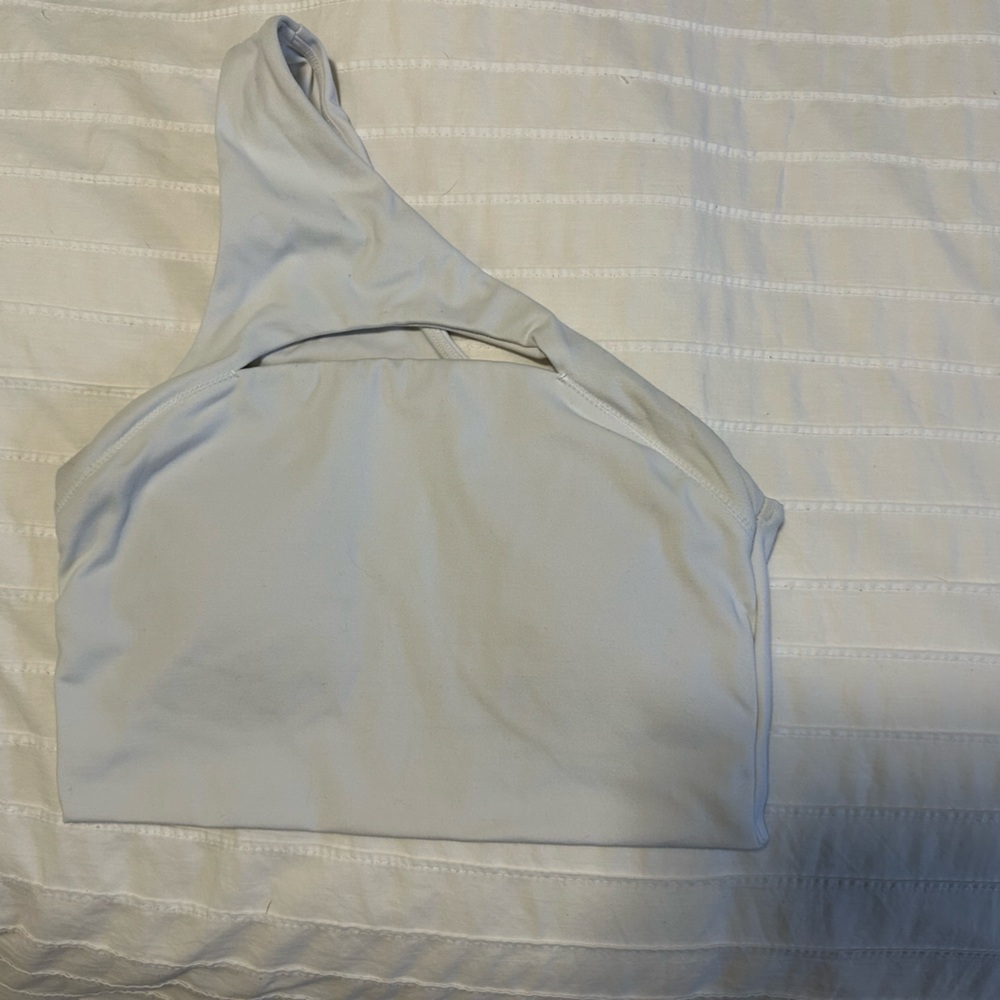 Alphalete asymmetrical sports bra